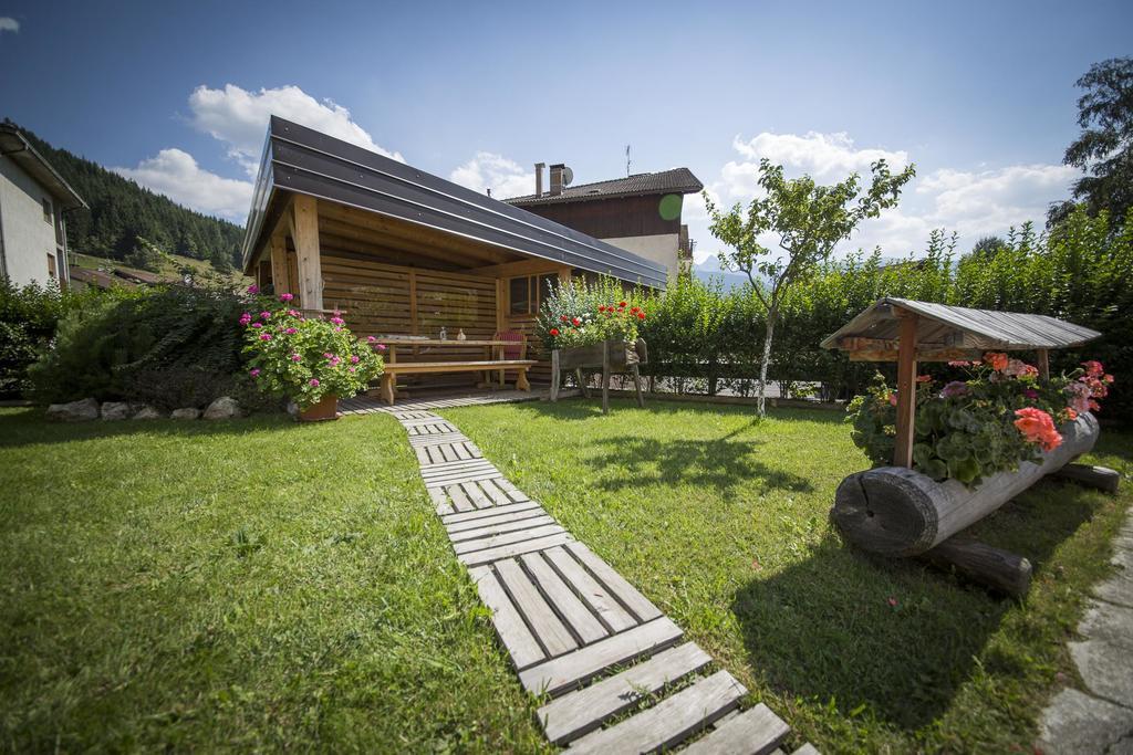 Appartamento Rose Di Bosco เปรดัซโซ ภายนอก รูปภาพ