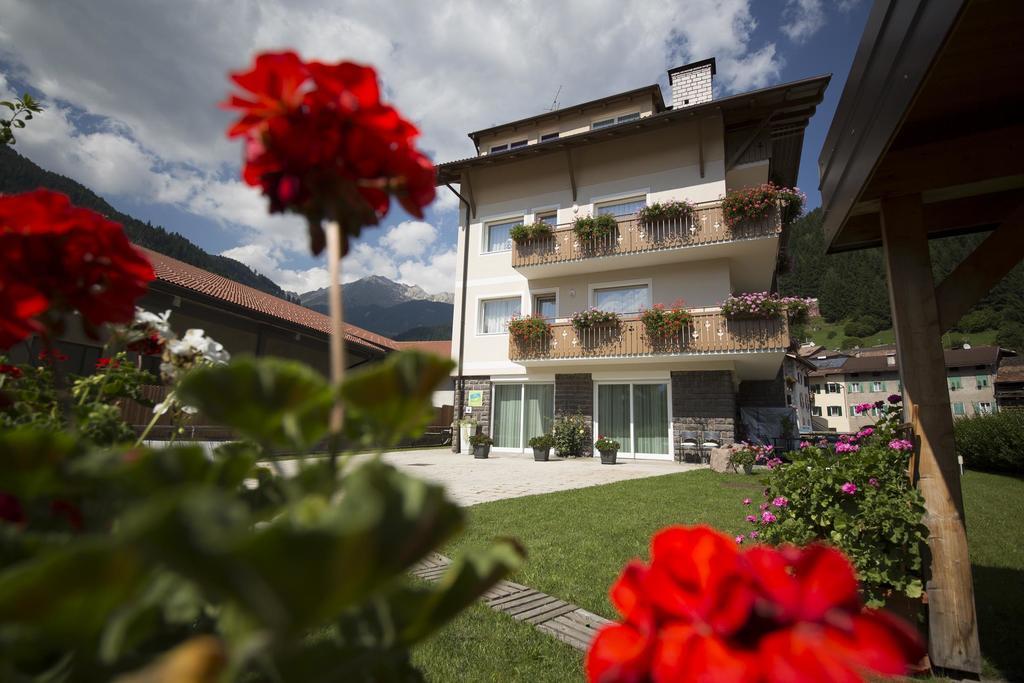 Appartamento Rose Di Bosco เปรดัซโซ ภายนอก รูปภาพ