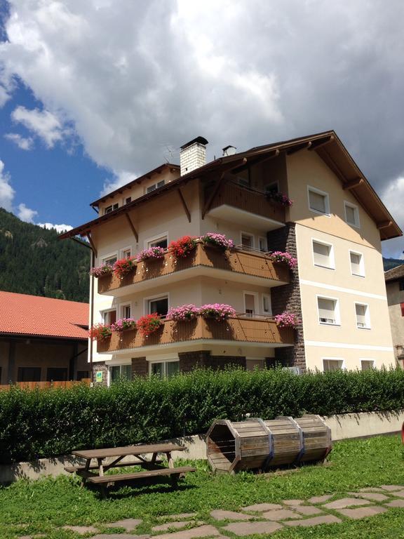 Appartamento Rose Di Bosco เปรดัซโซ ภายนอก รูปภาพ